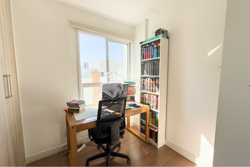 Apartamento à venda com 2 quartos, 61m² - Foto 15