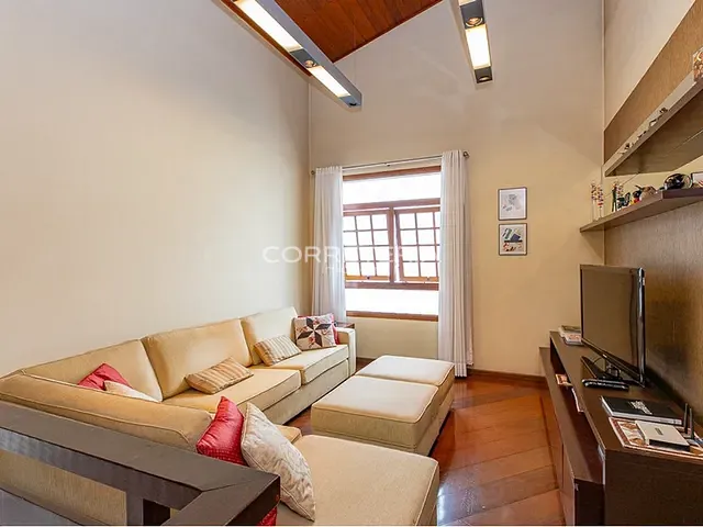 Casa 5 quartos e 7 banheiros, à venda, no bairro Super Quadra Morumbi em São Paulo