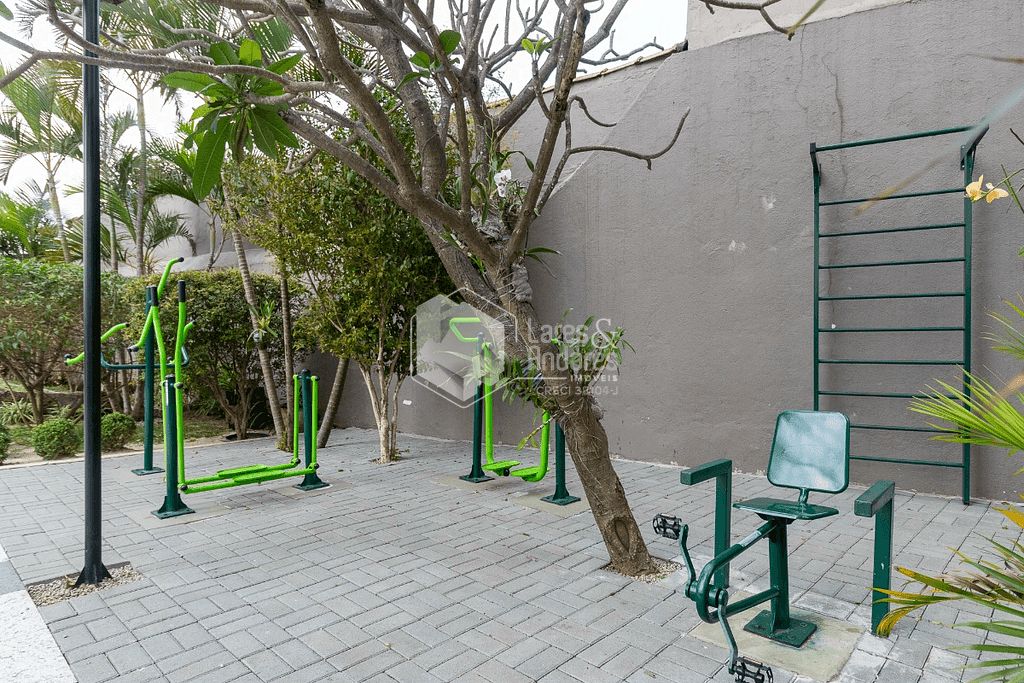 Apartamento à venda com 3 quartos, 98m² - Foto 2