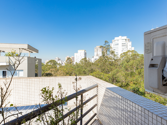 Foto do Cobertura / Penthouse - Cobertura Duplex à venda 4 Quartos 2 Suites 4 Vagas 233M² Vila Andrade São Paulo - SP | Lares e Andares Imóveis