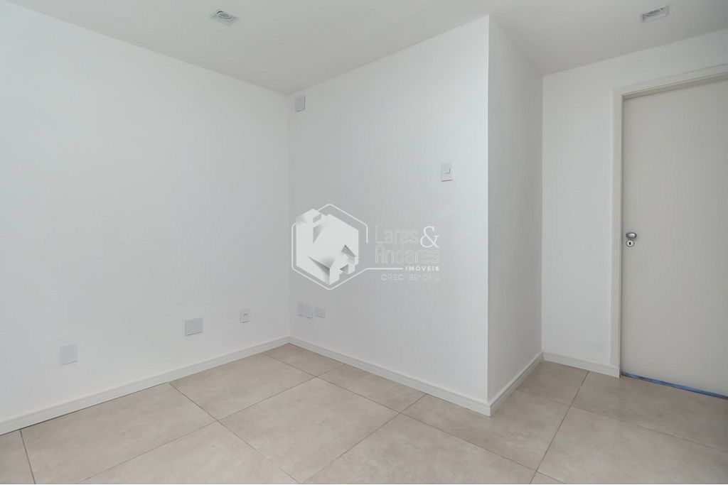 Apartamento, 3 quartos, 218 m² - Foto 2