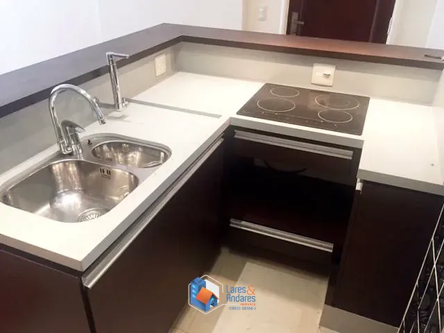 Apartamento 3 quartos e 2 banheiros, à venda, no bairro Itaim Bibi em São Paulo