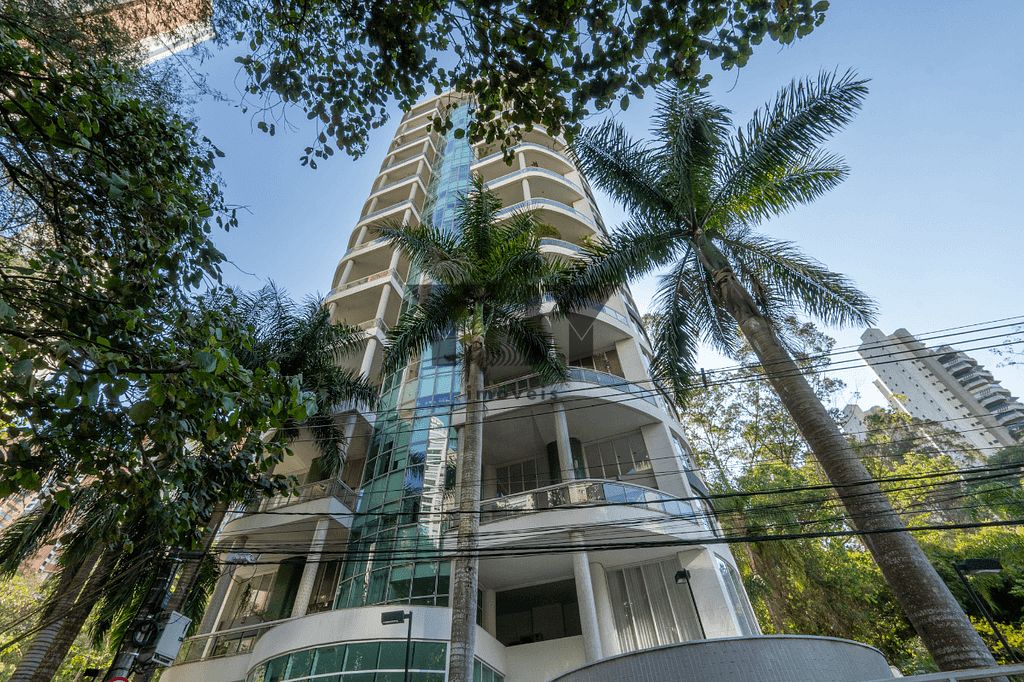 Apartamento à venda com 2 quartos, 210m² - Foto 2