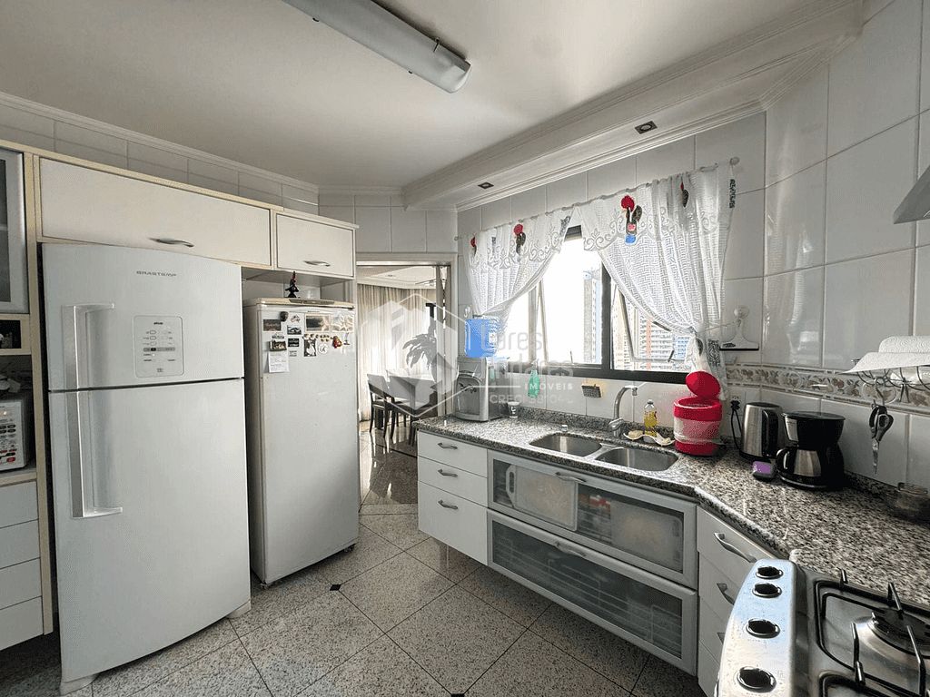 Apartamento à venda com 3 quartos, 160m² - Foto 73