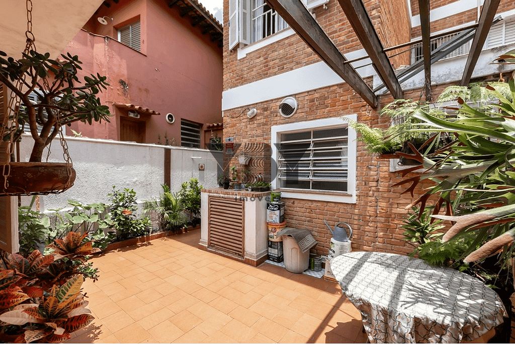 Casa à venda com 3 quartos, 162m² - Foto 18
