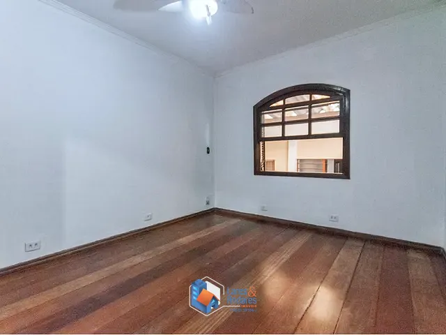 Casa 3 quartos e 5 banheiros, à venda, no bairro Jardim Maristela em São Paulo
