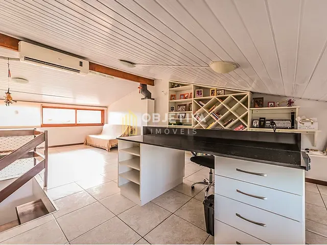 Casa 2 quartos e 3 banheiros, à venda, no bairro Hípica em Porto Alegre