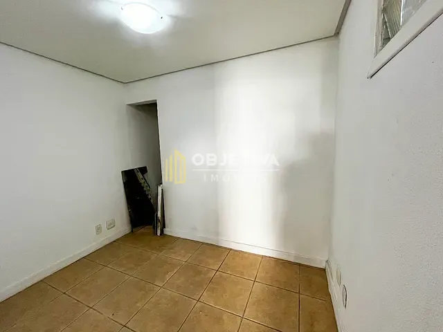 Casa 4 quartos e 3 banheiros, à venda, no bairro Chácara das Pedras em Porto Alegre