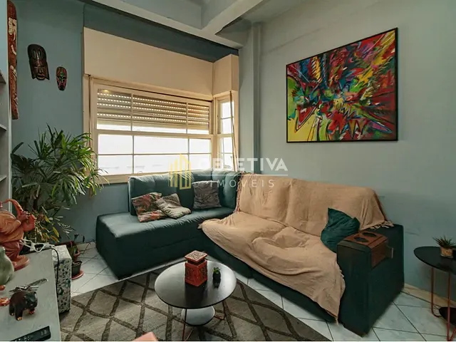 Apartamento 3 quartos e 1 banheiro, à venda, no bairro Centro Histórico em Porto Alegre