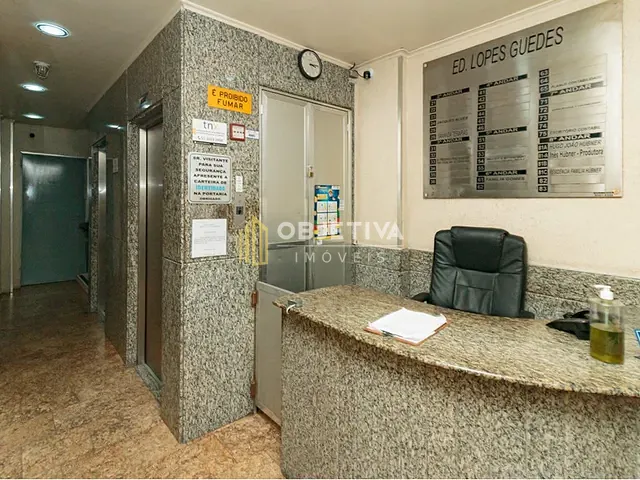 Apartamento 3 quartos e 1 banheiro, à venda, no bairro Centro Histórico em Porto Alegre