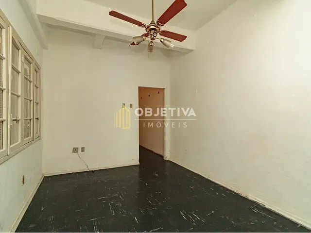 Apartamento 2 quartos e 1 banheiro, à venda, no bairro Centro Histórico em Porto Alegre