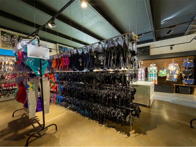 Foto do Loja - Loja à venda 4 Vagas 320M² Moema São Paulo - SP | Lares e Andares Imóveis