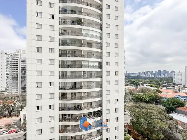 Apartamento 3 quartos e 2 banheiros, à venda, no bairro Santo Amaro em São Paulo