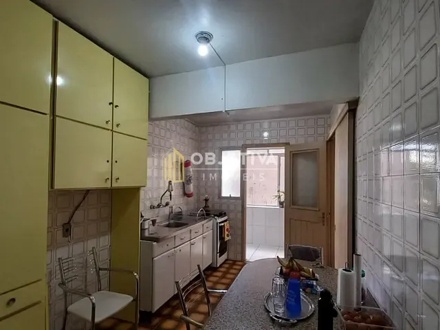 Apartamento 4 quartos e 2 banheiros, à venda, no bairro Centro Histórico em Porto Alegre