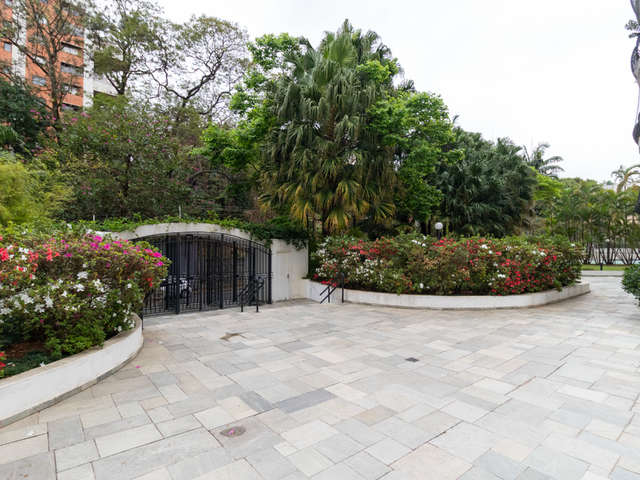 Foto do Apartamento - Apartamento à venda 2 Quartos 2 Suites 2 Vagas 144M² Real Parque São Paulo - SP | Lares e Andares Imóveis