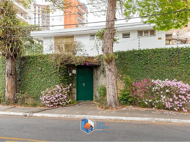 Casa 4 quartos e 5 banheiros, à venda, no bairro Santo Amaro em São Paulo