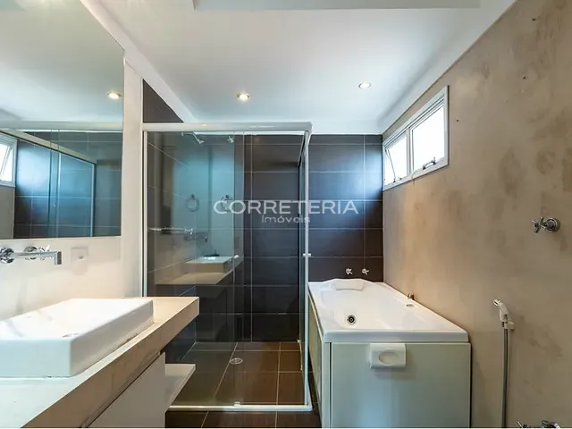 Apartamento 3 quartos e 4 banheiros, à venda, no bairro Itaim Bibi em São Paulo