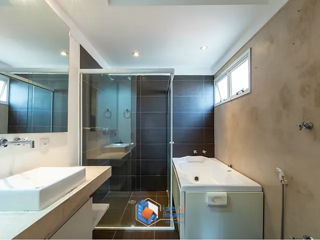 Apartamento 3 quartos e 4 banheiros, à venda, no bairro Itaim Bibi em São Paulo