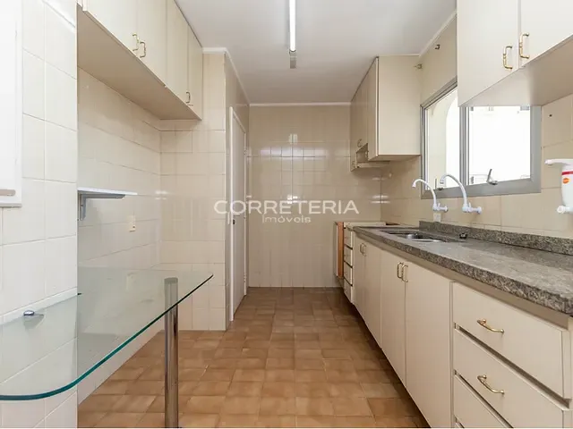 Apartamento 3 quartos e 3 banheiros, à venda, no bairro Moema em São Paulo