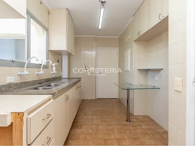 Apartamento 3 quartos e 3 banheiros, à venda, no bairro Moema em São Paulo