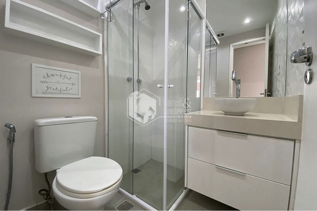 Apartamento à venda com 3 quartos, 66m² - Foto 29