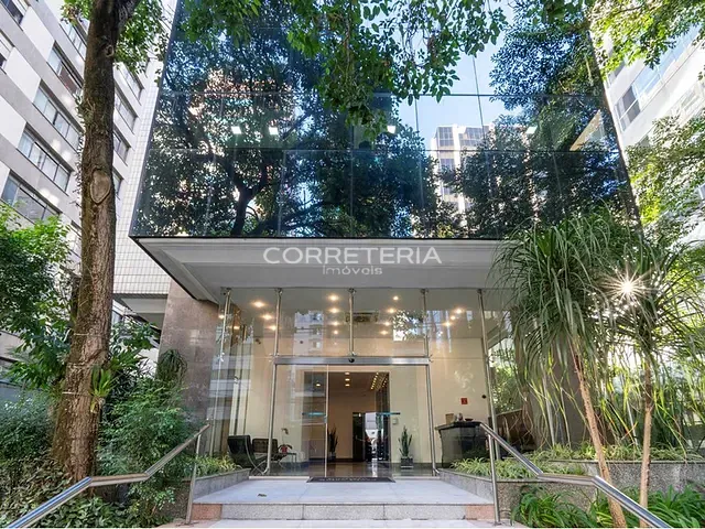Sala à venda, no bairro Itaim Bibi em São Paulo