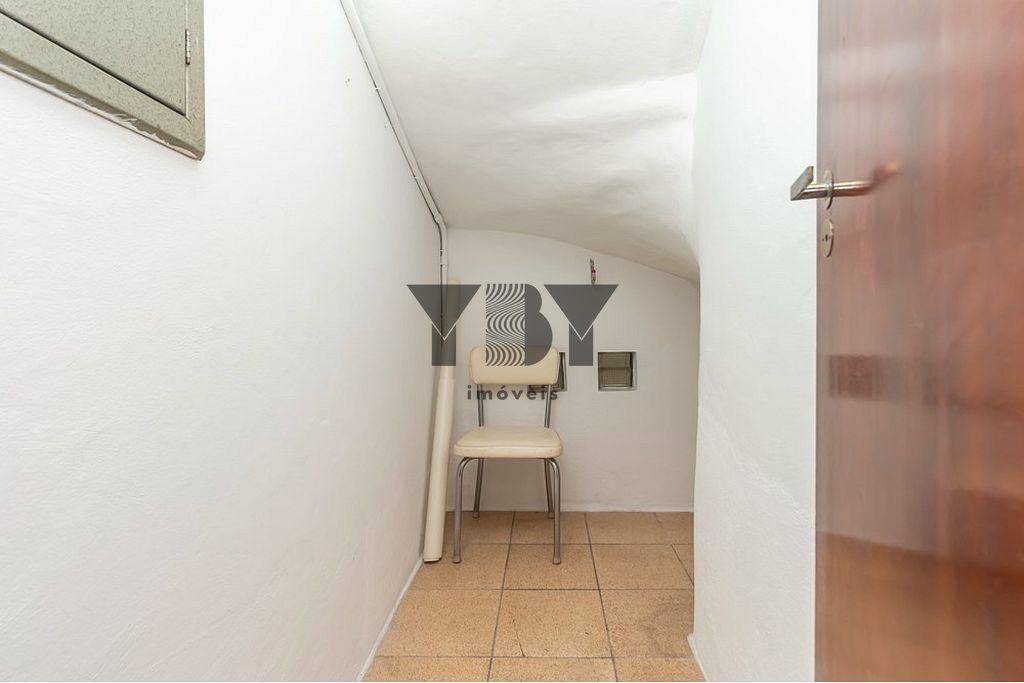 Casa à venda com 4 quartos, 208m² - Foto 31