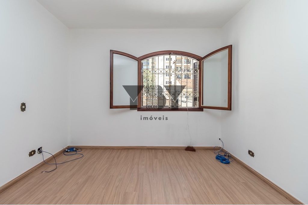 Casa à venda com 4 quartos, 208m² - Foto 11
