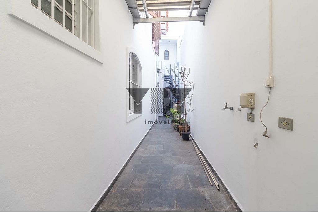 Casa à venda com 4 quartos, 208m² - Foto 16