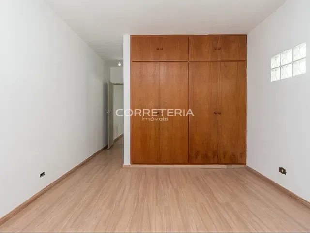 Casa 4 quartos e 4 banheiros, à venda, no bairro Vila Olímpia em São Paulo