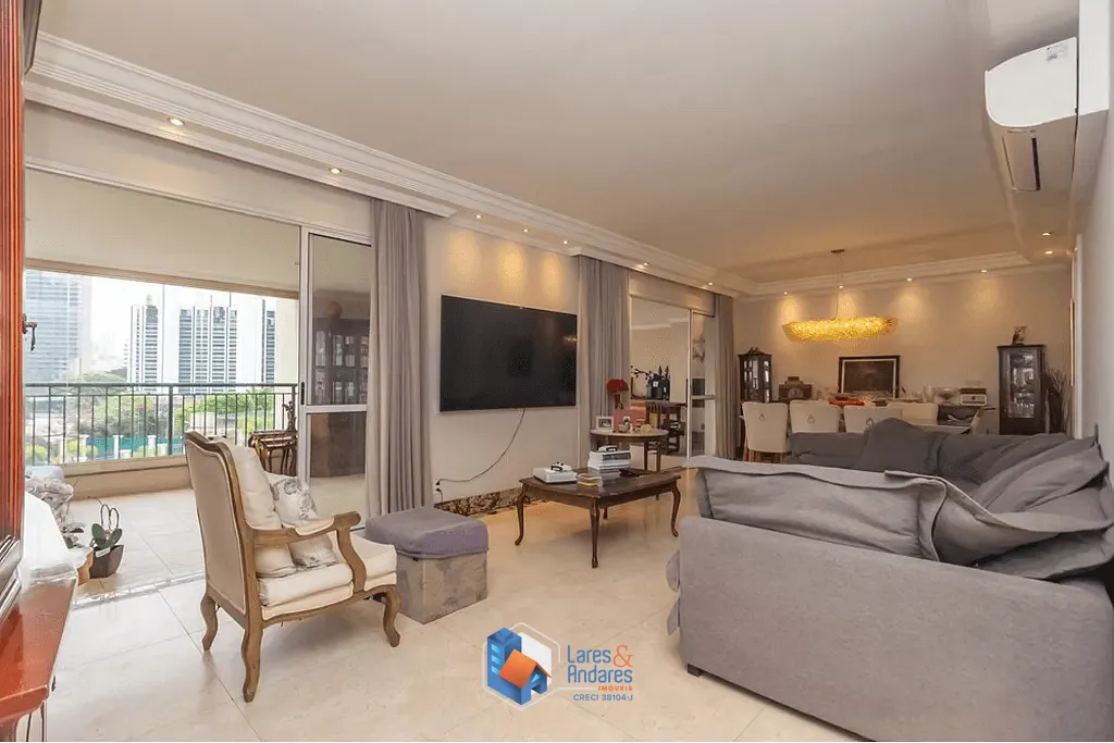 Apartamento, 4 quartos, 205 m² - Foto 1