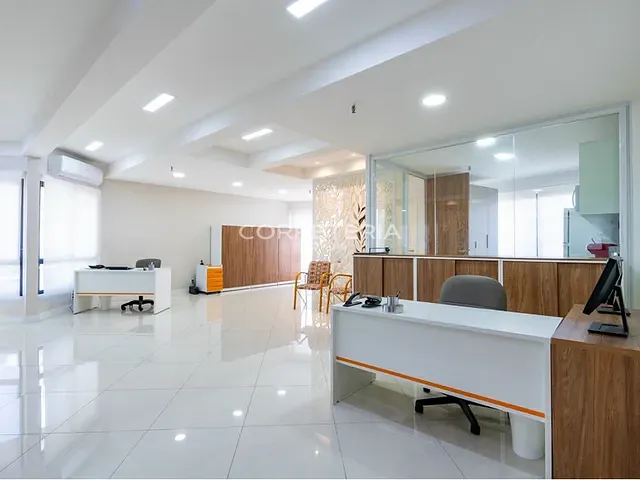 Sala à venda, no bairro Morumbi em São Paulo