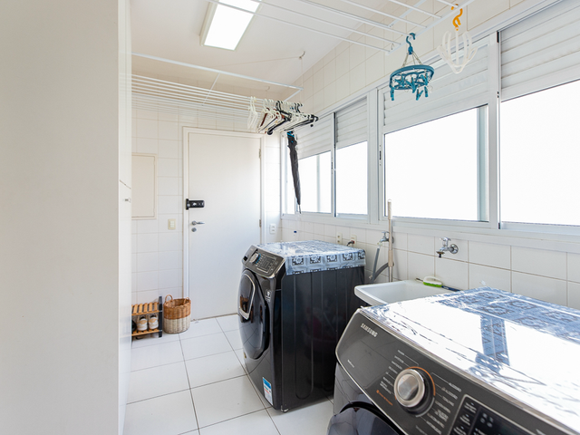 Foto do Apartamento - Apartamento à venda 4 Quartos 4 Suites 4 Vagas 246M² Vila Sofia São Paulo - SP | Lares e Andares Imóveis