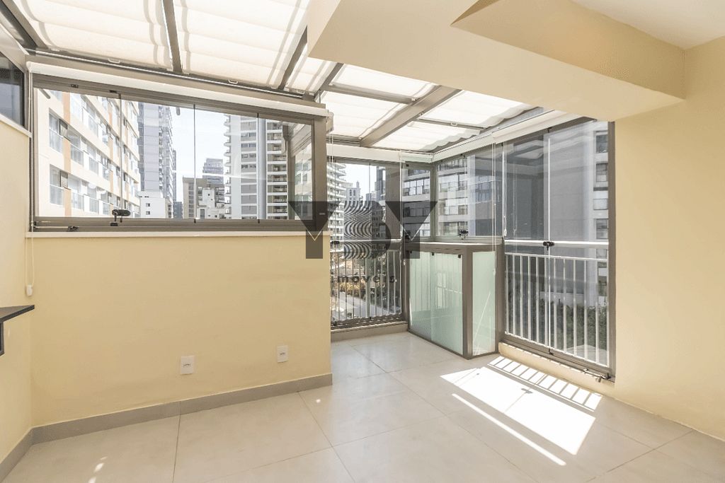 Apartamento à venda com 1 quarto, 36m² - Foto 1