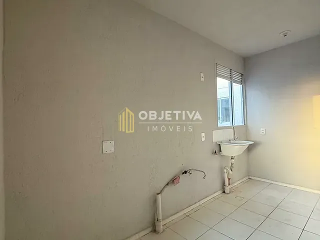 Apartamento 2 quartos e 1 banheiro, à venda, no bairro Rubem Berta em Porto Alegre