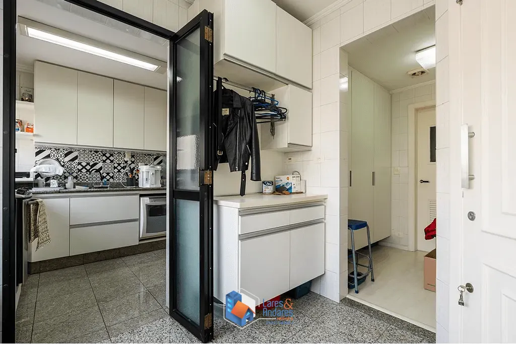 Apartamento, 3 quartos, 132 m² - Foto 2