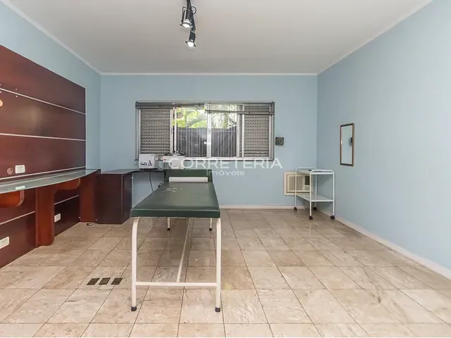 Loja à venda, no bairro Moema em São Paulo