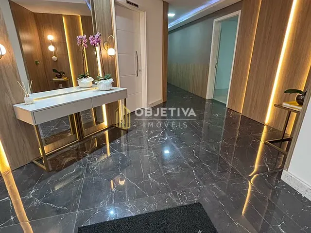 Apartamento 2 quartos e 2 banheiros, à venda, no bairro Jardim Botânico em Porto Alegre