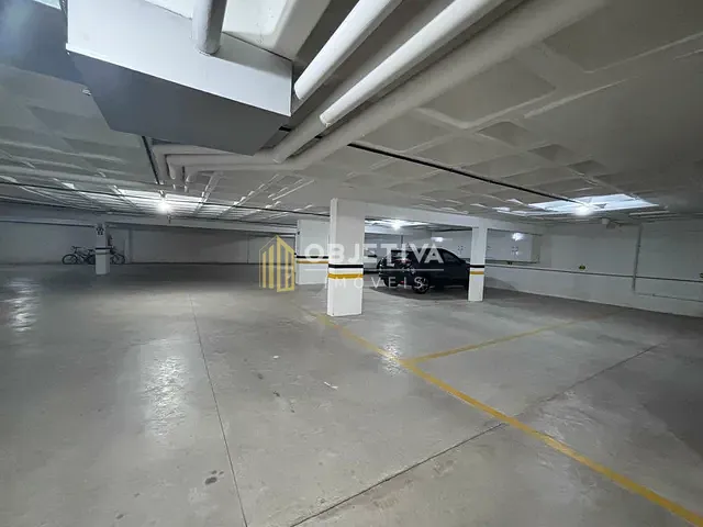 Apartamento 2 quartos e 2 banheiros, à venda, no bairro Jardim Botânico em Porto Alegre
