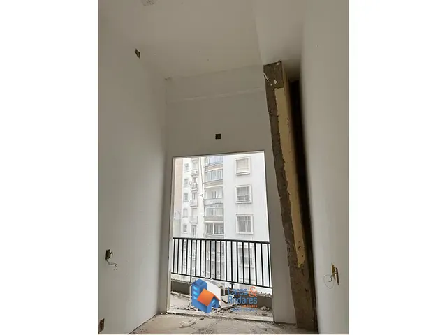 Apartamento 2 quartos e 2 banheiros, à venda, no bairro República em São Paulo