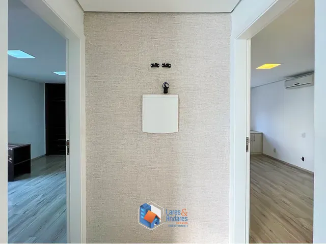 Casa 4 quartos e 5 banheiros, à venda, no bairro Mirandópolis em São Paulo