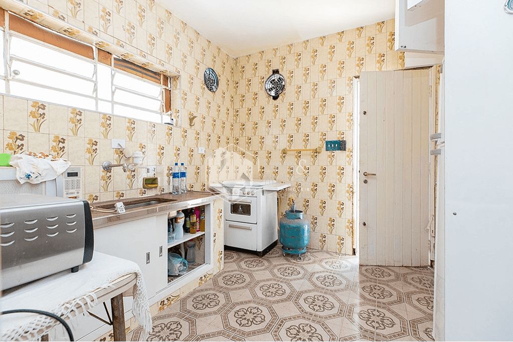 Casa, 3 quartos, 189 m² - Foto 2