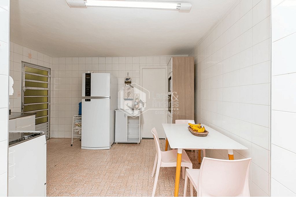 Casa, 3 quartos, 210 m² - Foto 35