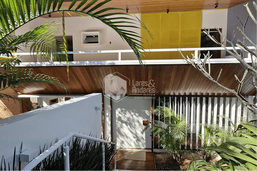 Casa, 3 quartos, 315 m² - Foto 1