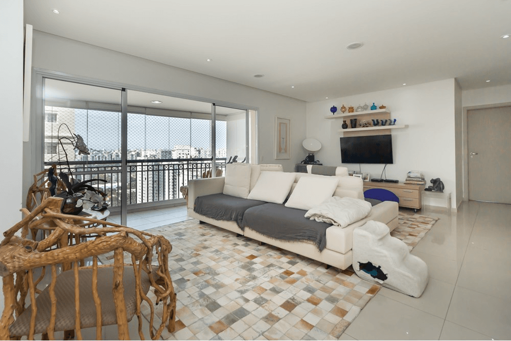 Apartamento à venda 4 Quartos 3 Suites 3 Vagas 176M² Cidade Monções São Paulo - SP