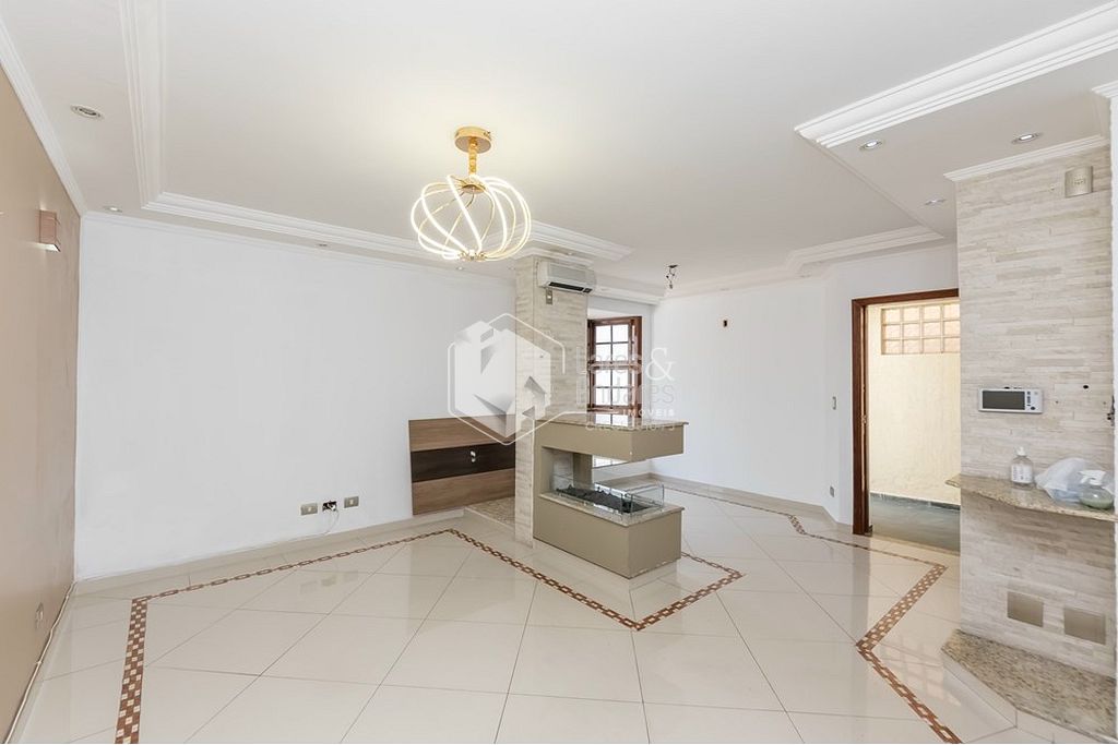 Casa, 3 quartos, 208 m² - Foto 1