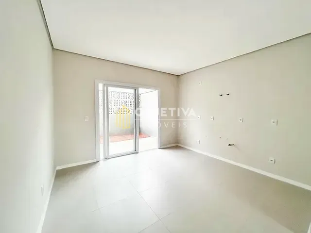 Casa 2 quartos e 7 banheiros, à venda, no bairro São José em Canoas