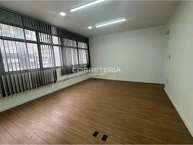 Sala à venda, no bairro Bela Vista em São Paulo
