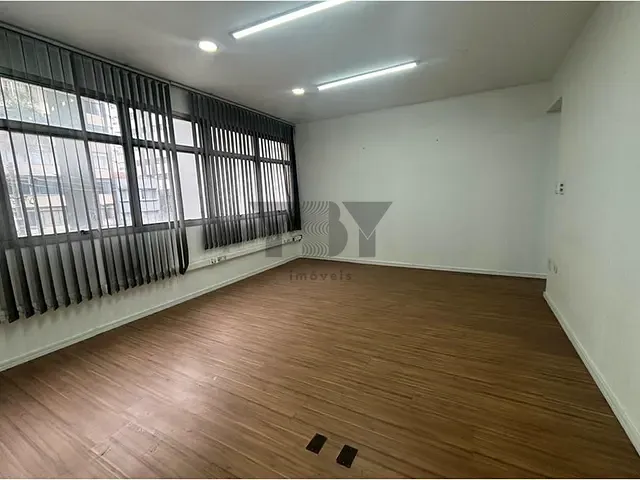 Sala à venda, no bairro Bela Vista em São Paulo