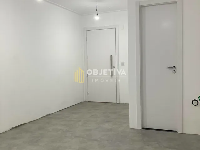 Sala à venda, no bairro Centro em Canoas